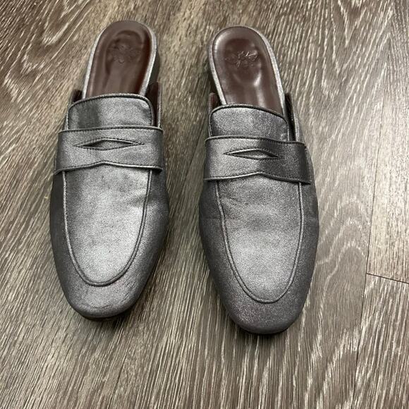 EUC Bougeotte Metallic Silver Leather Mule Loafers Size 41 Italy Slip-On Flats - Picture 16 of 16